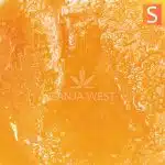 nectarine lips caviar crop